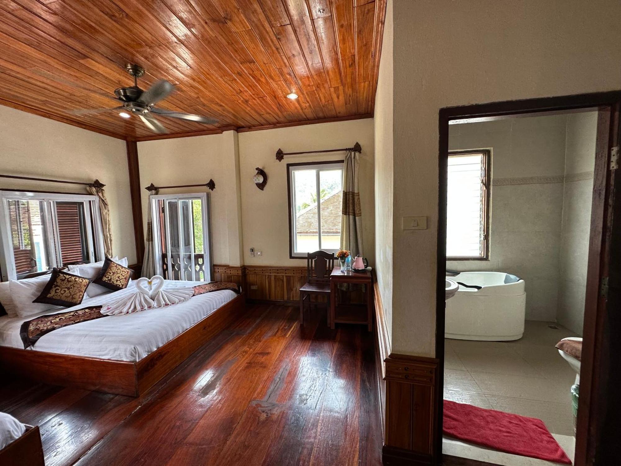 Villa Thida Mekong Riverside 琅勃拉邦 外观 照片