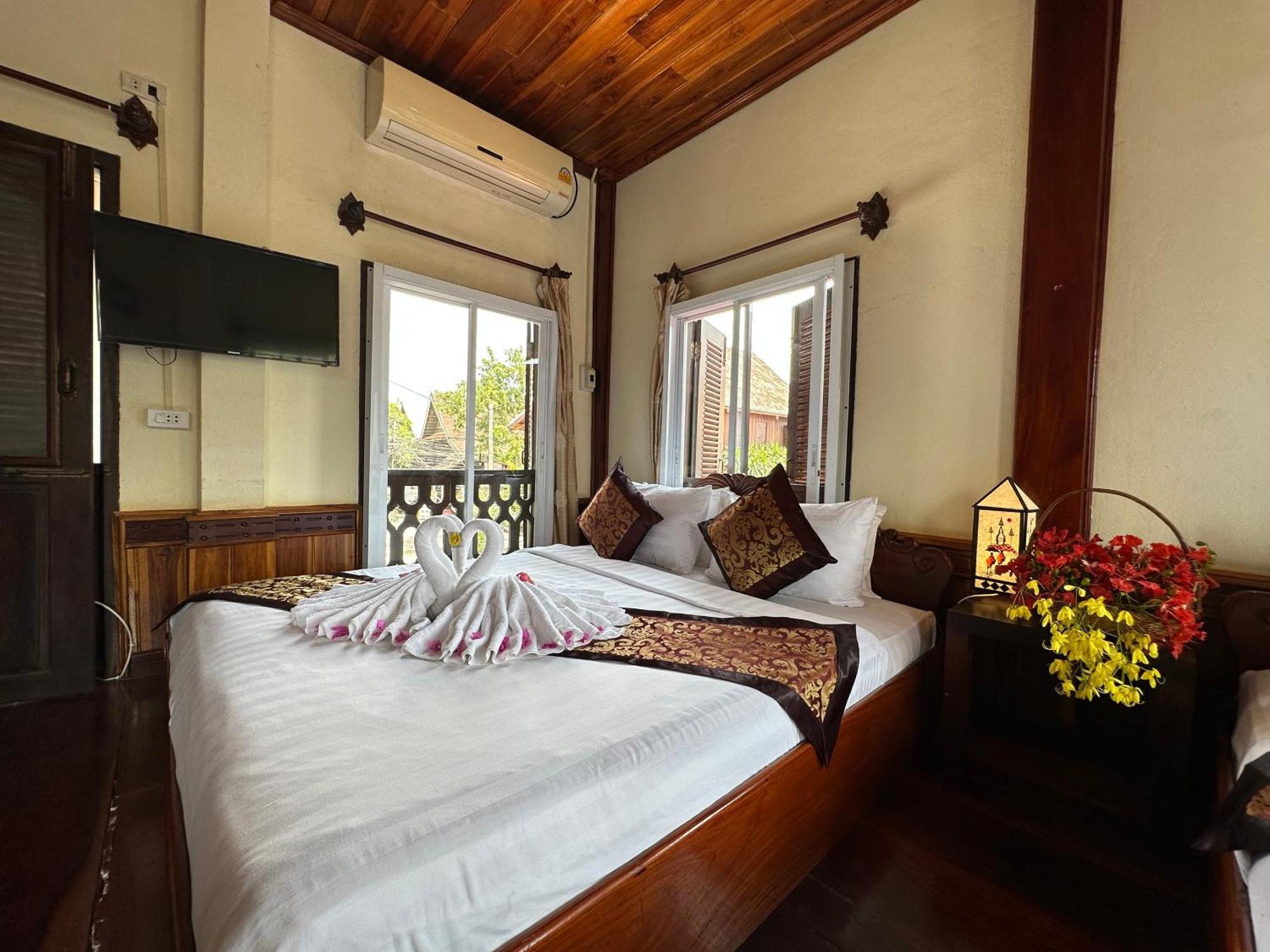 Villa Thida Mekong Riverside 琅勃拉邦 外观 照片