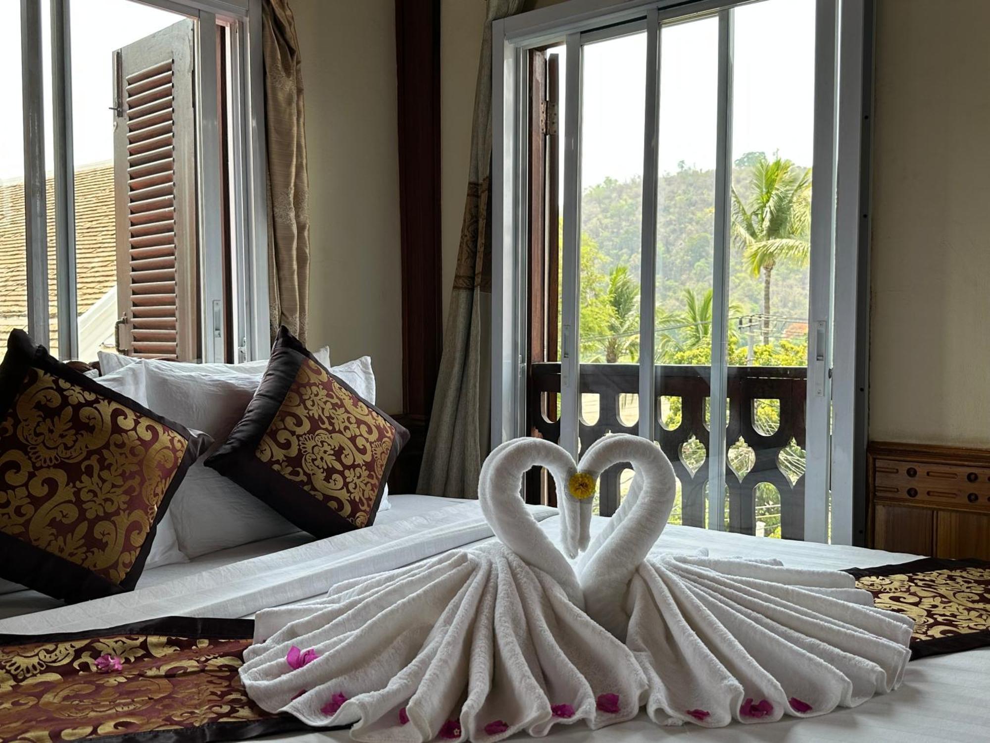 Villa Thida Mekong Riverside 琅勃拉邦 外观 照片