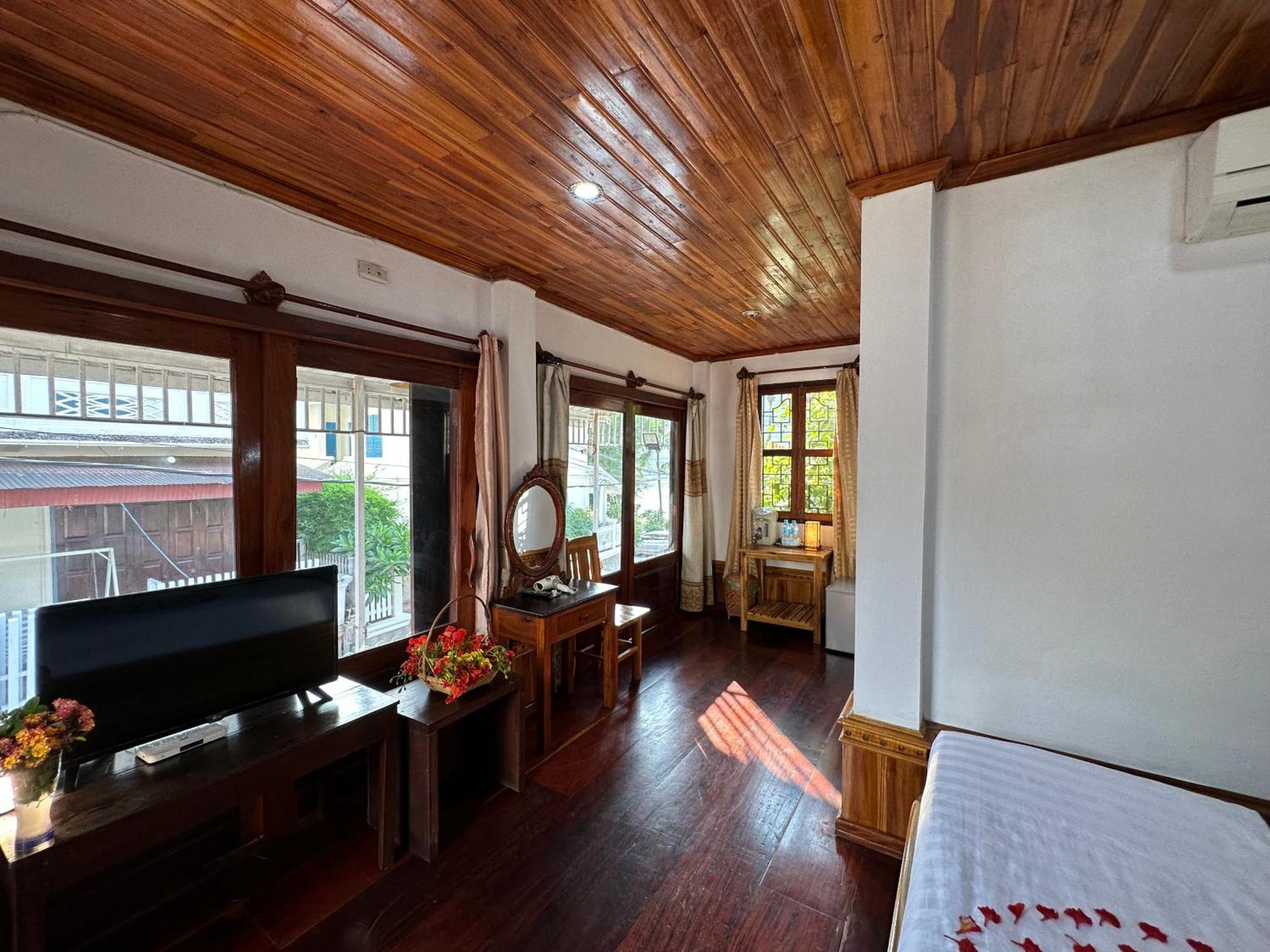 Villa Thida Mekong Riverside 琅勃拉邦 外观 照片